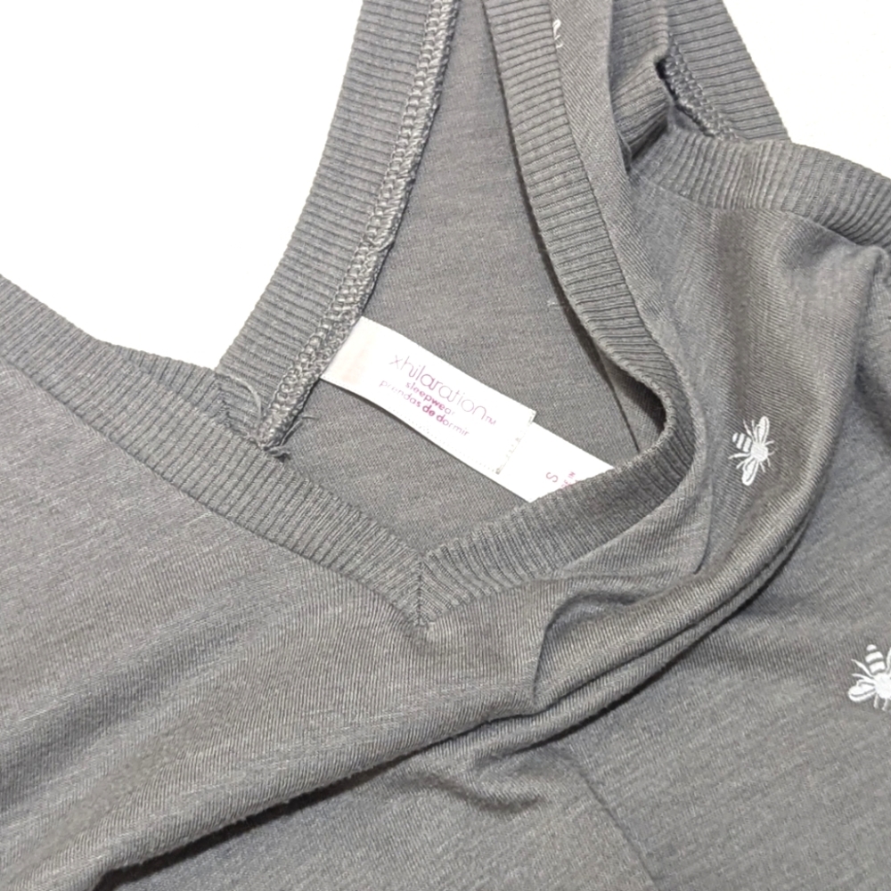 Xhilaration | Tank Top | V Neck | Soft | Casual | Flowy | Bumble Bee Print | Y2K - Picture 5 of 8